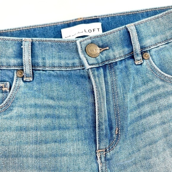 Loft Frayed Denim Cut Off Shorts Embroidery Size 26/2 - Picture 4 of 12